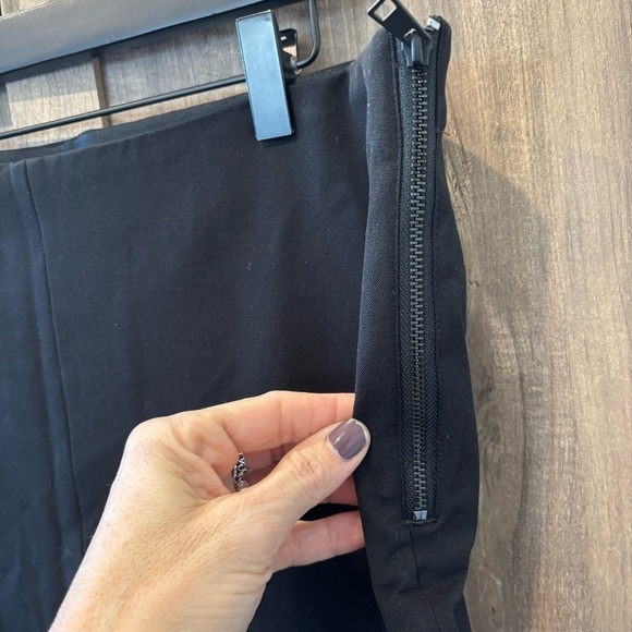 NWT Everlane Curvy Pant Side Zip Pull On Pants In Black Size 14 - Picture 5 of 13